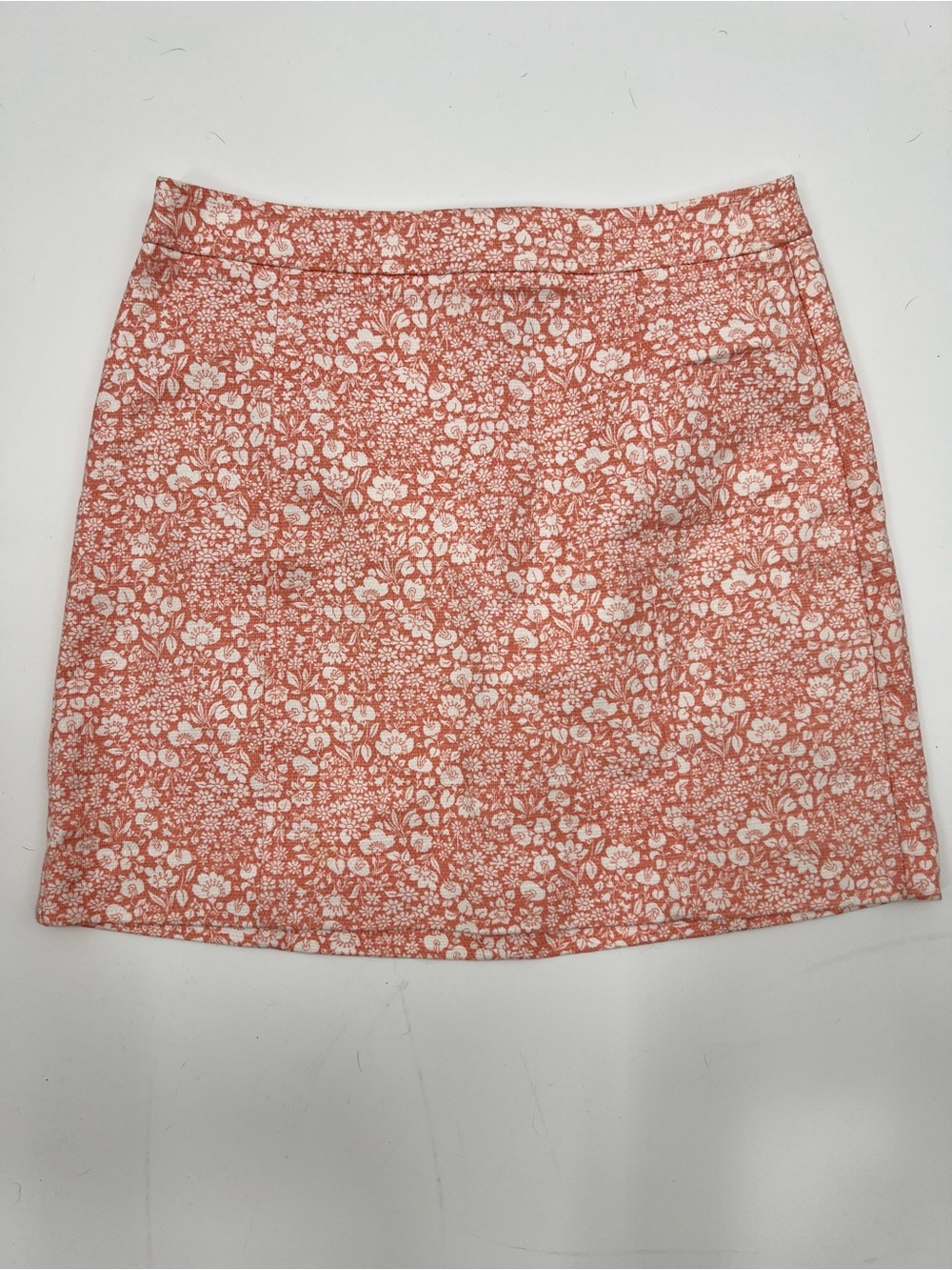 J105 LOFT Outlet Floral Mini Skirt in Pink & White Size 8P Like New